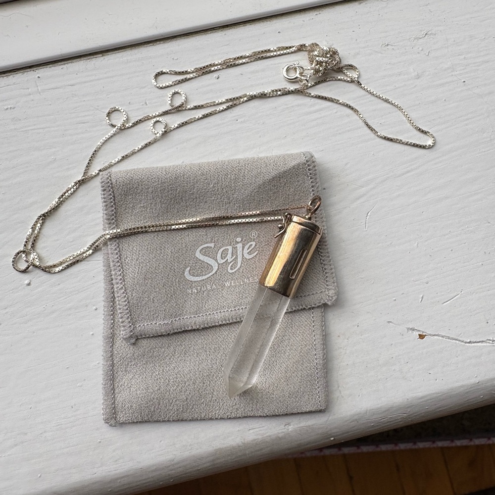 Saje Golden Presence Aromatherapy Necklace